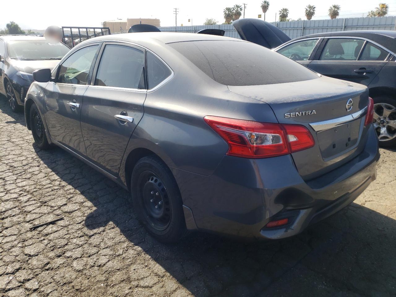 Photo 3 from auction – 2017 NISSAN SENTRA S with VIN 3N1AB7AP1HY334304