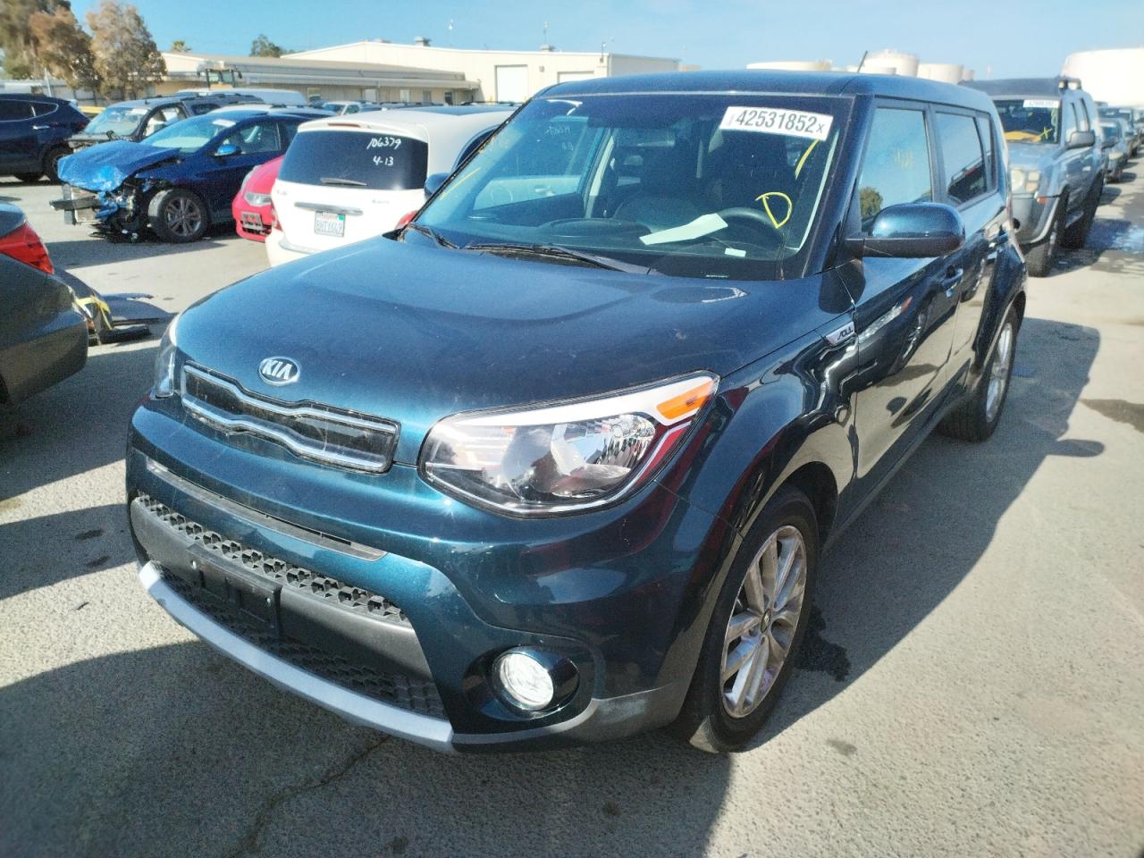 Photo 2 from auction – 2019 KIA SOUL + with VIN KNDJP3A50K7697742