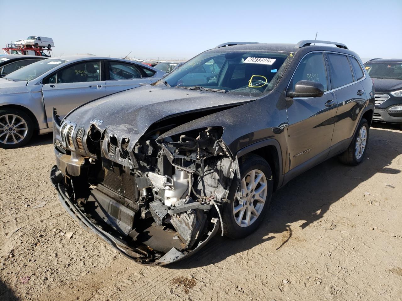 Photo 2 from auction – 2016 JEEP CHEROKEE L with VIN 1C4PJLCB0GW291875