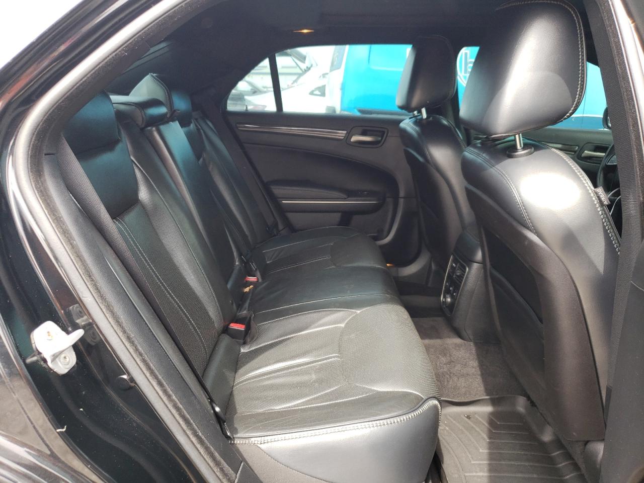 Photo 6 from auction – 2013 CHRYSLER 300C VARVA with VIN 2C3CCADT1DH693553