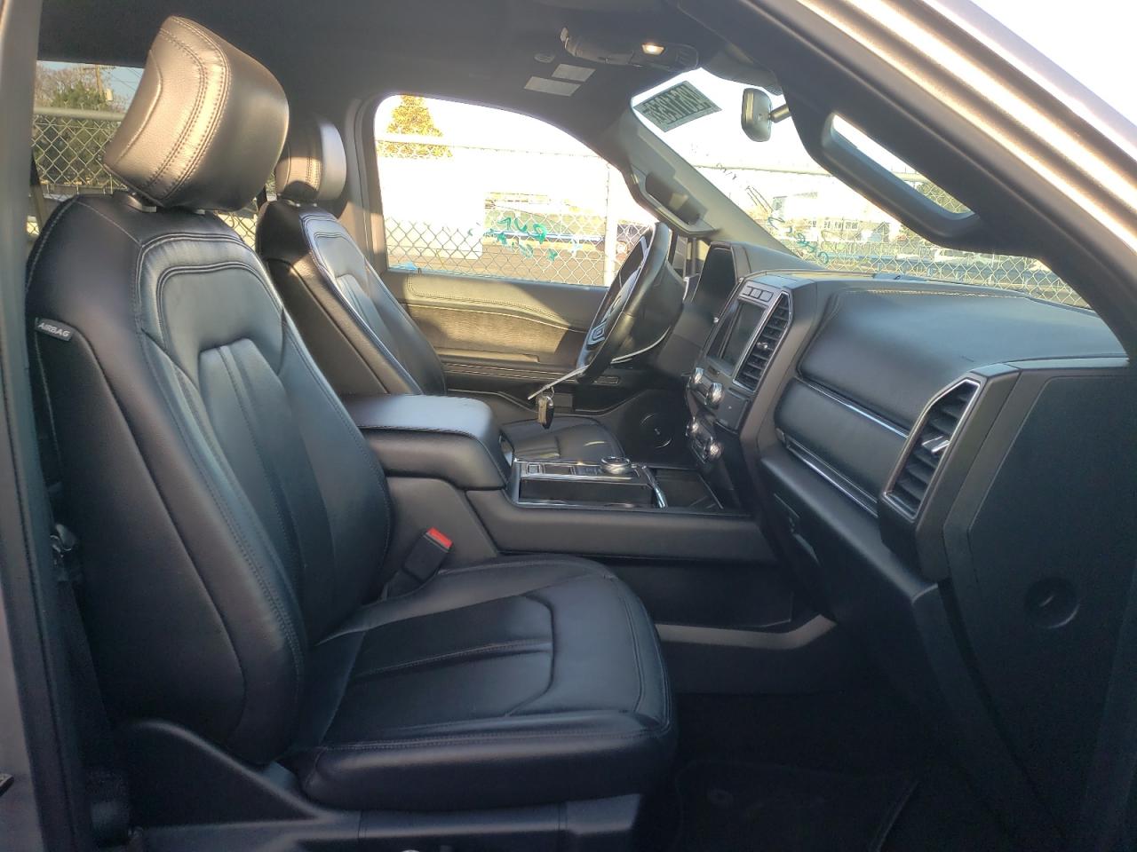 Photo 5 from auction – 2020 FORD EXPEDITION with VIN 1FMJK1KT3LEA38286