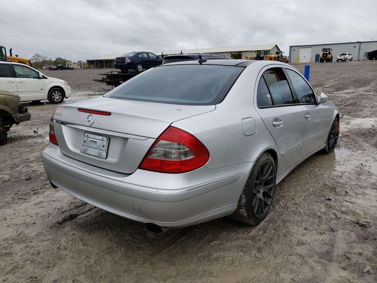 Photo 4 from auction – 2008 MERCEDES-BENZ E350 with VIN WDBUF56X18B258611