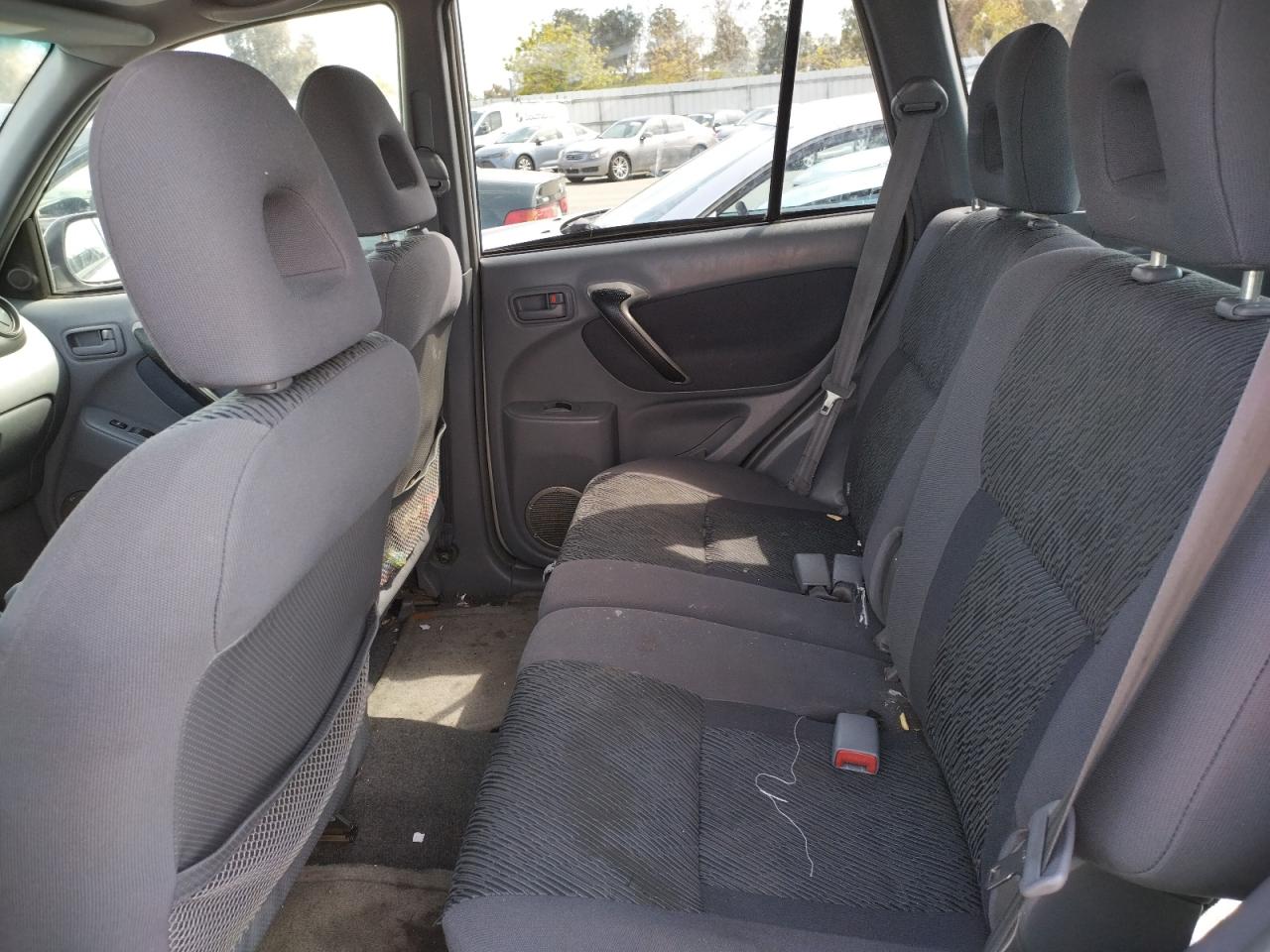 Photo 6 from auction – 2003 TOYOTA RAV4 with VIN JTEGH20V430096715