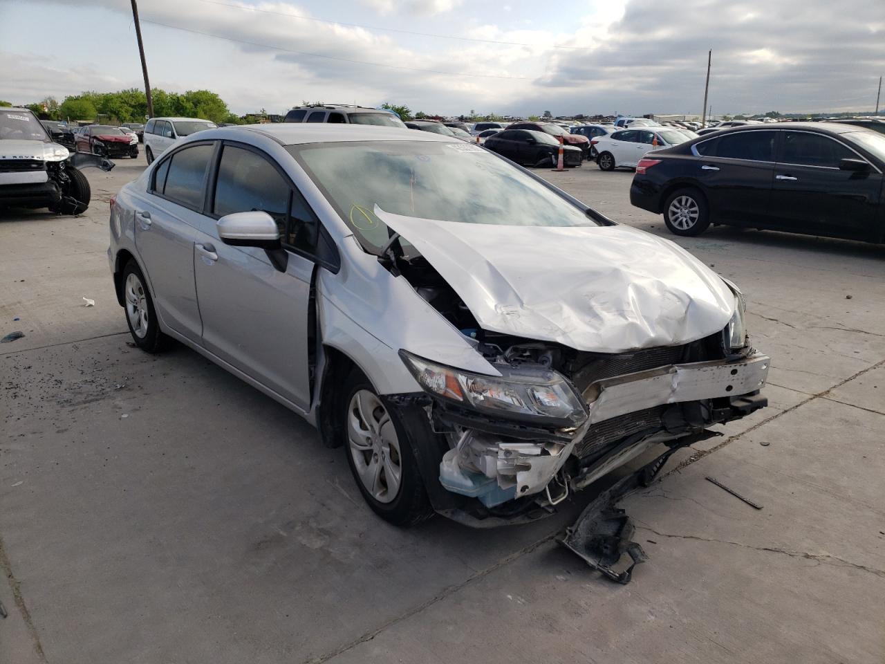 HONDA CIVIC LX 2014 with VIN 19XFB2F58EE076101 - Photo from auction