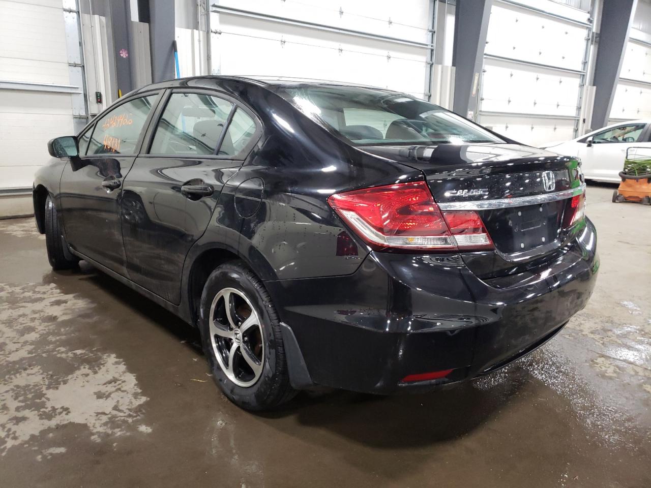 Photo 3 from auction – 2015 HONDA CIVIC SE with VIN 2HGFB2F70FH549658