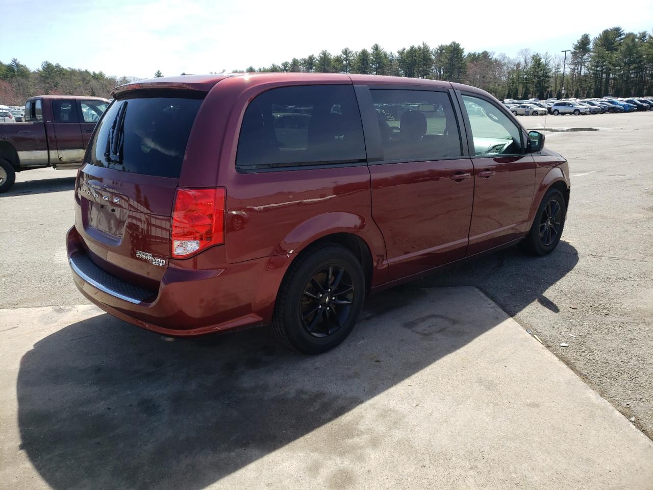 Photo 4 from auction – 2019 DODGE GRAND CARA with VIN 2C4RDGEG0KR676077