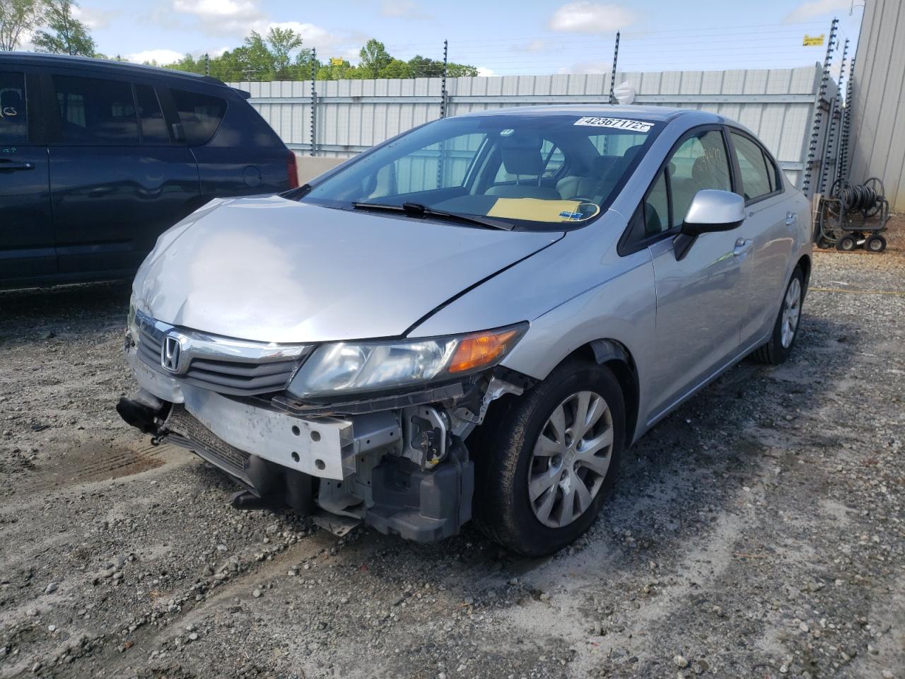 Photo 2 from auction – 2012 HONDA CIVIC LX with VIN 19XFB2F58CE093218