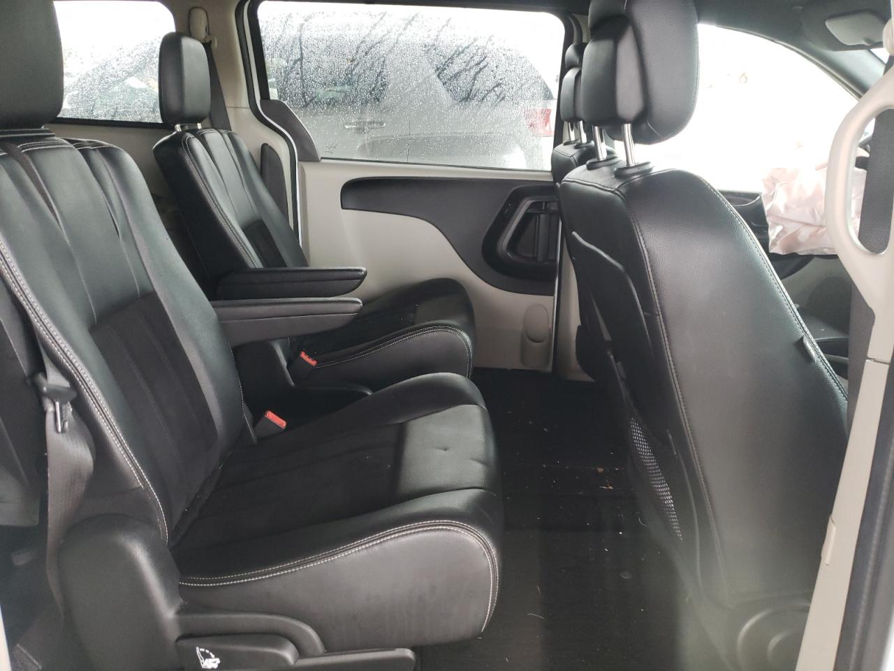 Photo 6 from auction – 2018 DODGE GRAND CARA with VIN 2C4RDGCG0JR300237