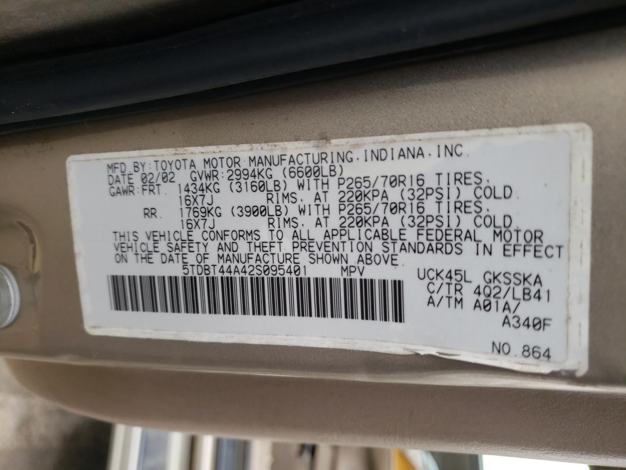 Photo 10 from auction – 2002 TOYOTA SEQUOIA with VIN 5TDBT44A42S095401