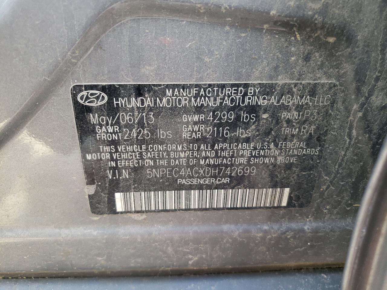 Photo 10 from auction – 2013 HYUNDAI SONATA SE with VIN 5NPEC4ACXDH742699