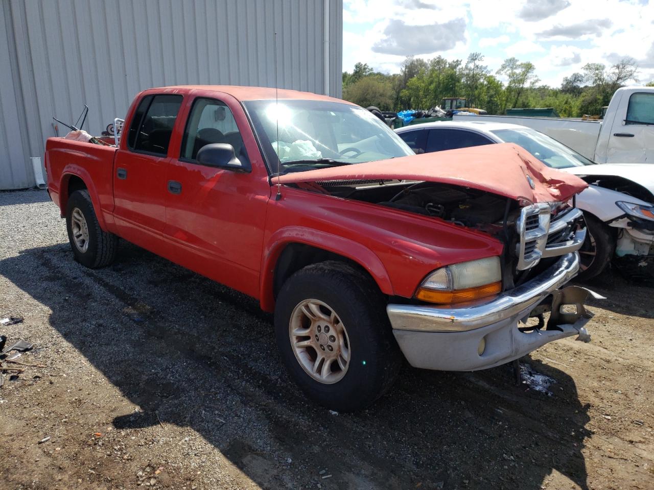 DODGE DAKOTA QUA 2004 with VIN 1D7HL48K64S566798 - Photo from auction