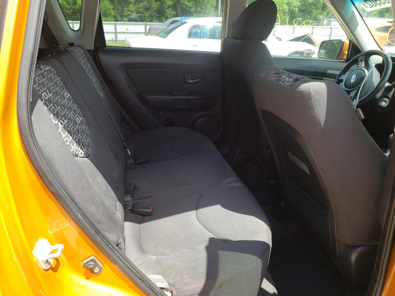 Photo 6 from auction – 2011 KIA SOUL + with VIN KNDJT2A24B7237009