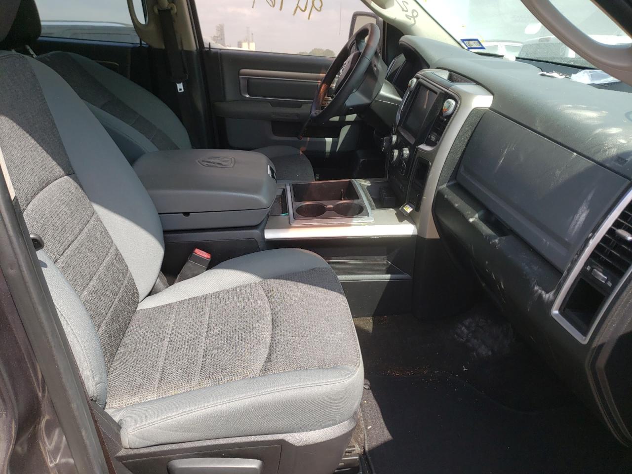 Photo 5 from auction – 2014 RAM 1500 SLT with VIN 1C6RR7LT3ES451857