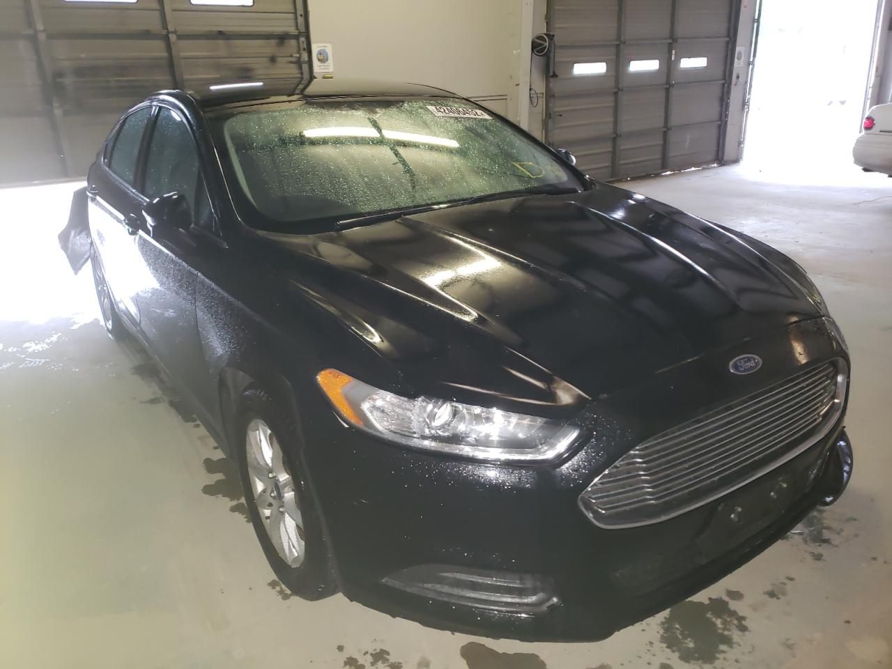 FORD FUSION S 2016 with VIN 3FA6P0G77GR377742 - Photo from auction