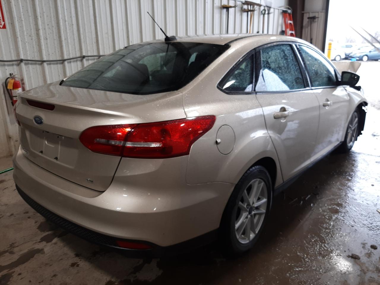Photo 4 from auction – 2018 FORD FOCUS SE with VIN 1FADP3F27JL288676