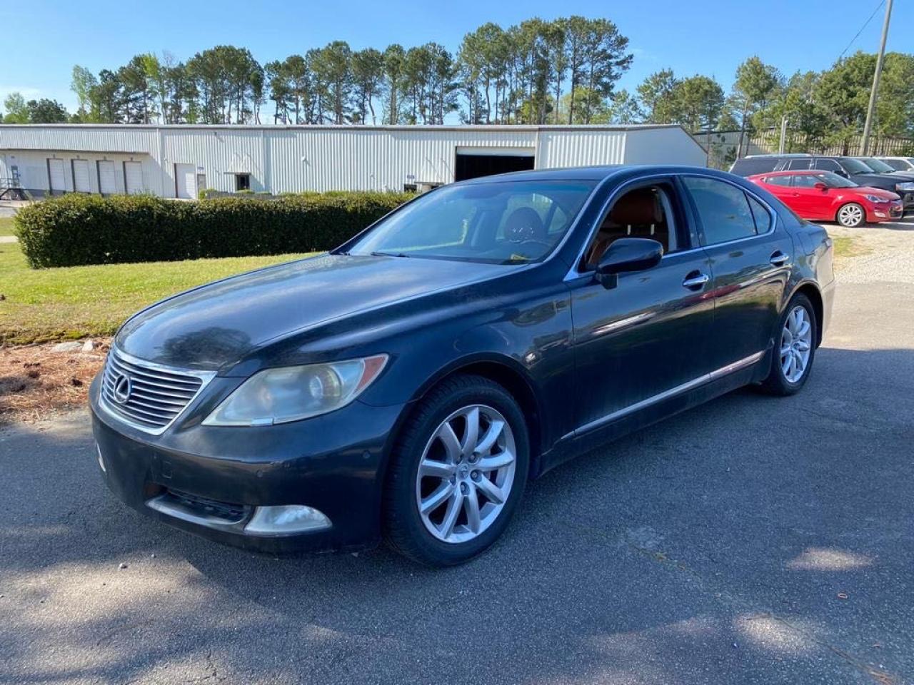 Photo 2 from auction – 2007 LEXUS LS 460 with VIN JTHBL46F175007473