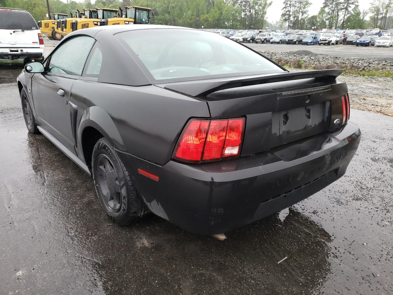 Photo 3 from auction – 2000 FORD MUSTANG with VIN 1FAFP4048YF150050