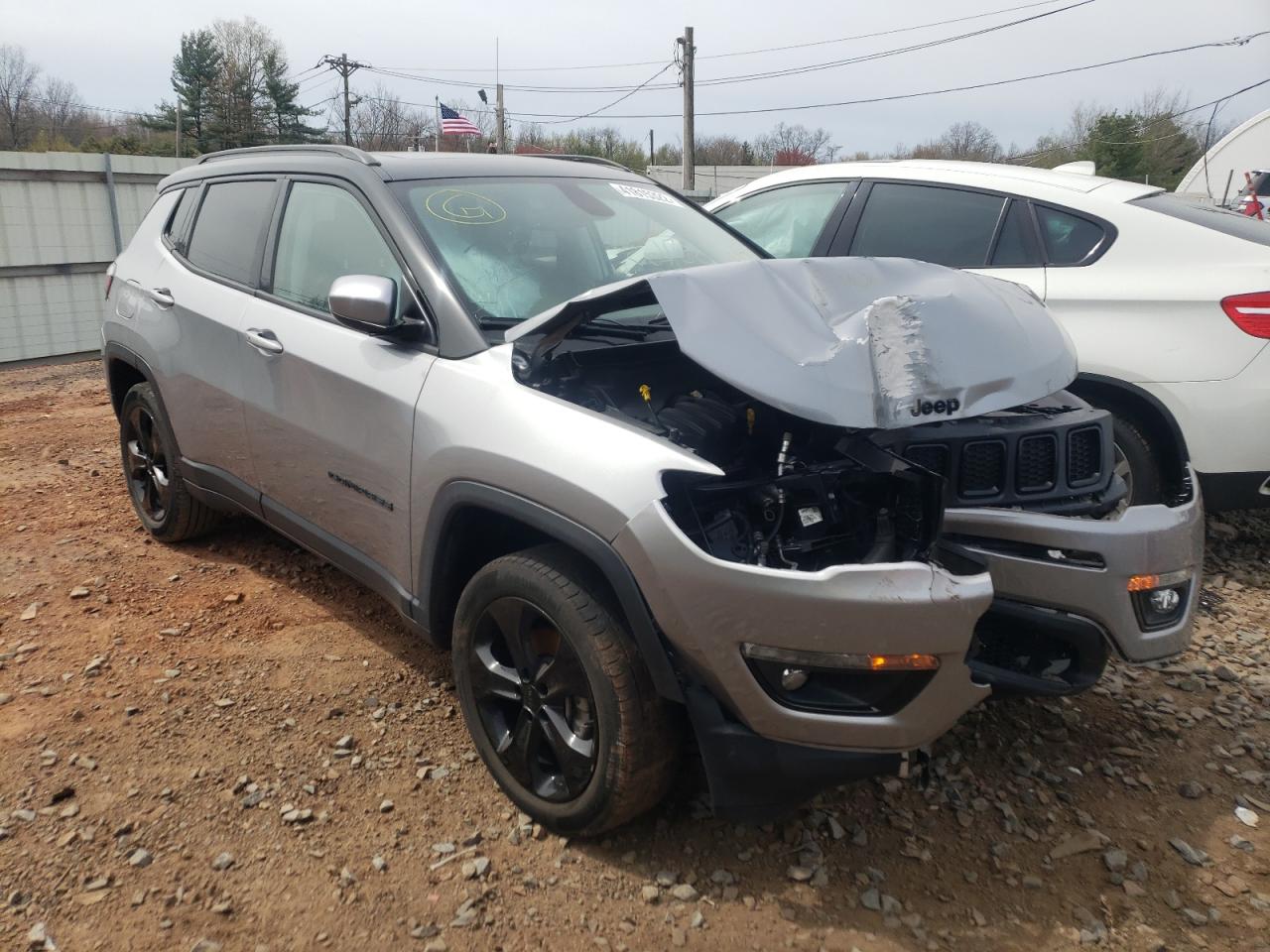 JEEP COMPASS LA 2019 with VIN 3C4NJDBB1KT630964 - Photo from auction