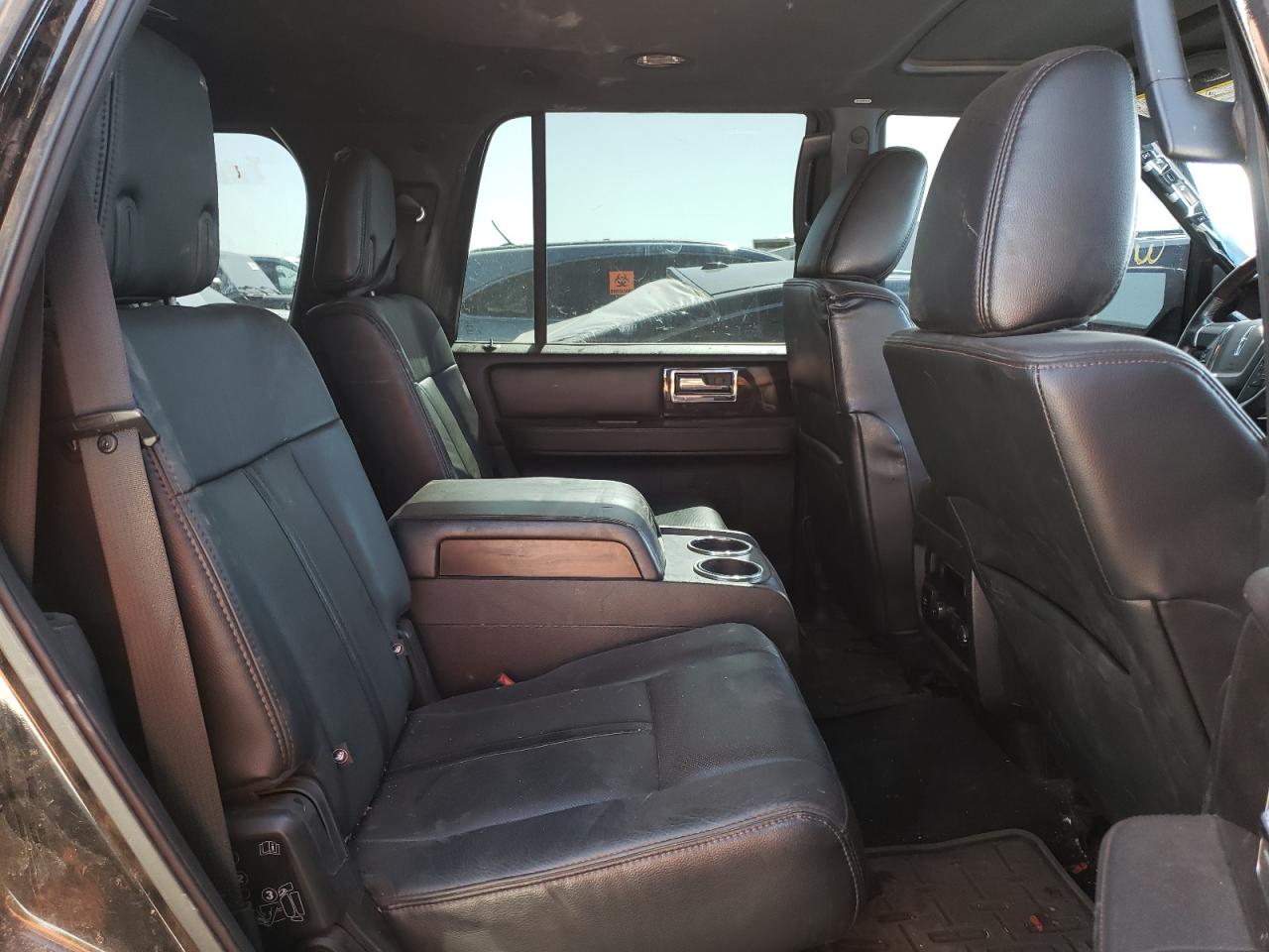 Photo 6 from auction – 2016 LINCOLN NAVIGATOR with VIN 5LMJJ2LT6GEL01476