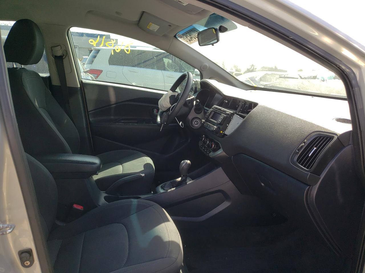 Photo 5 from auction – 2013 KIA RIO EX with VIN KNADN5A31D6200216