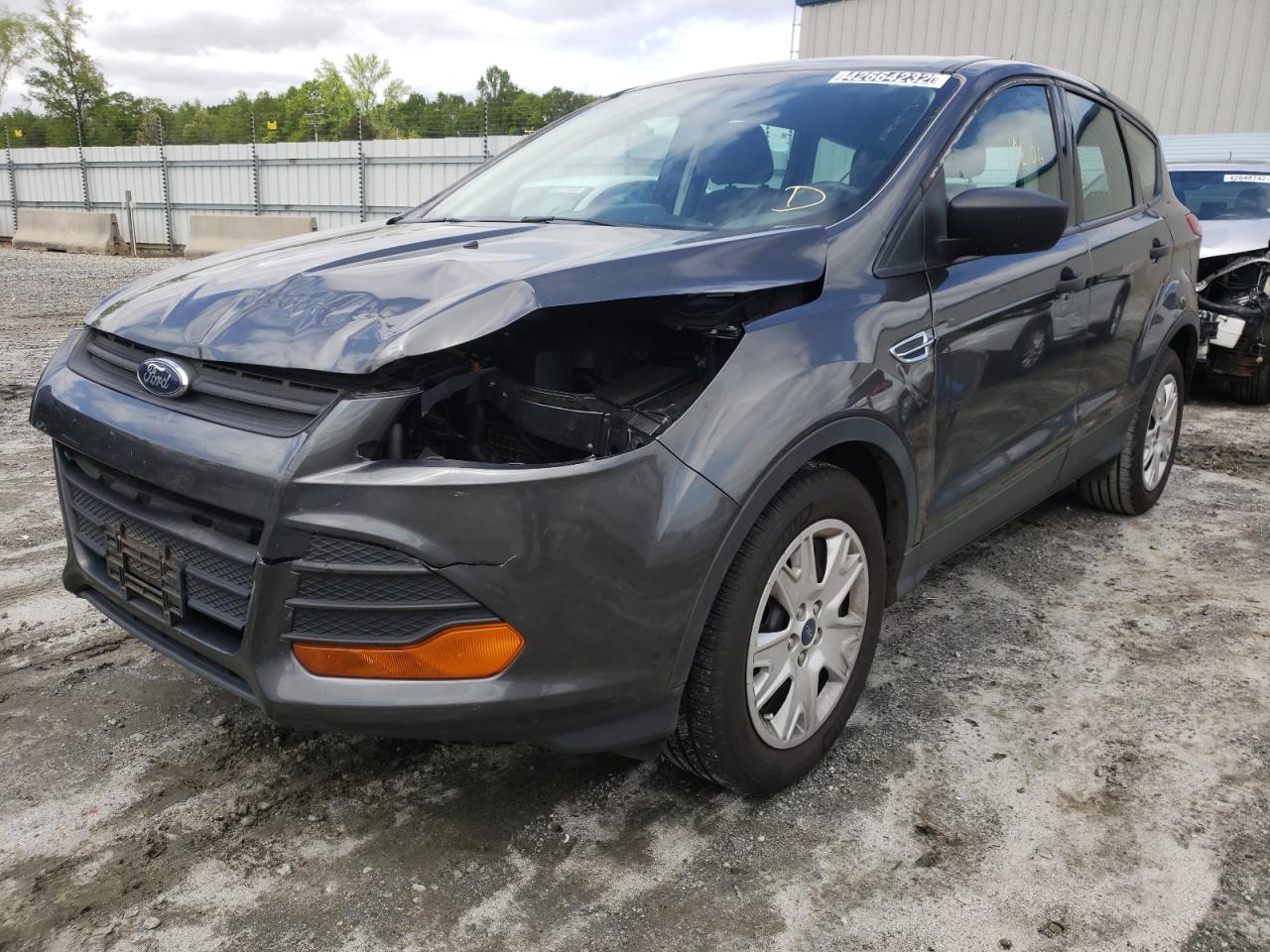 Photo 2 from auction – 2015 FORD ESCAPE S with VIN 1FMCU0F76FUA21888
