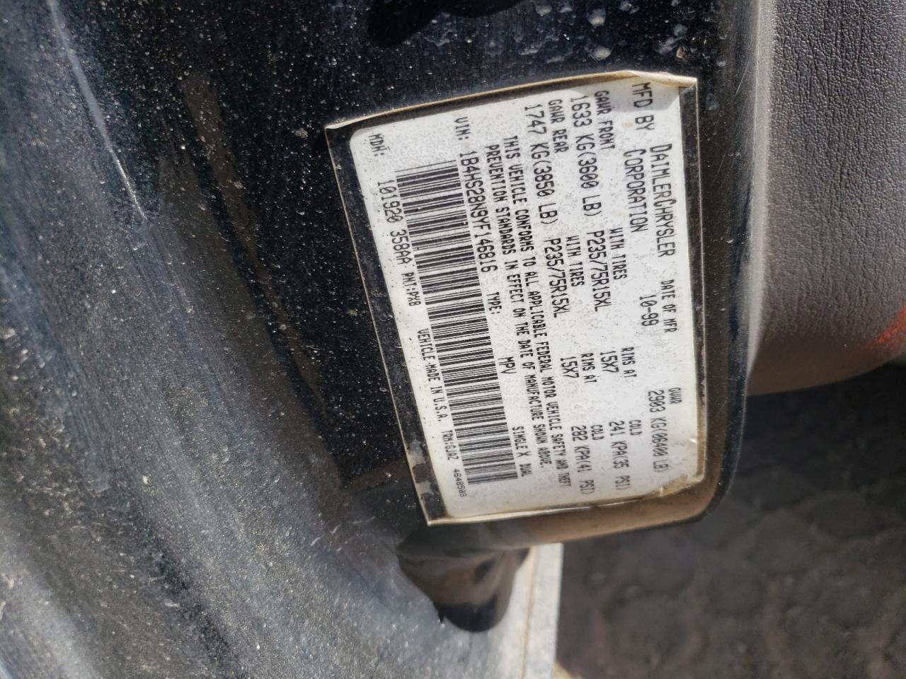 Photo 10 from auction – 2000 DODGE DURANGO with VIN 1B4HS28N9YF146816