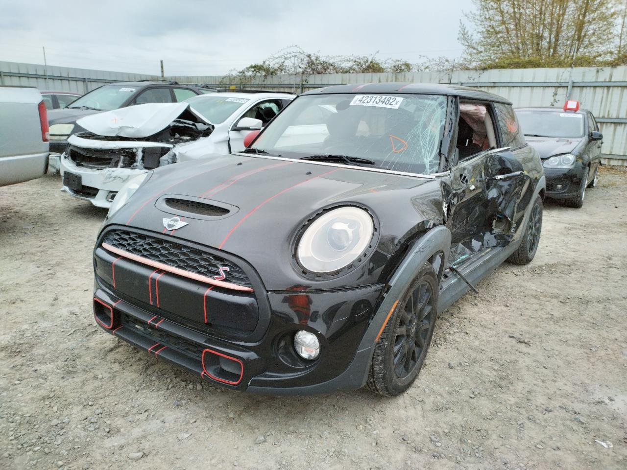 Photo 2 from auction – 2015 MINI COOPER S with VIN WMWXP7C52F2A59543