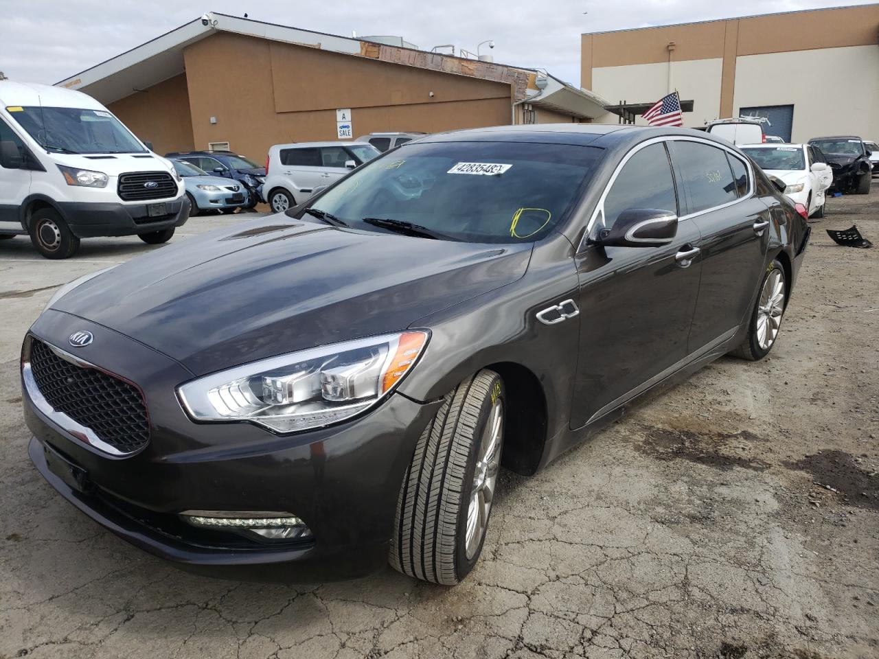 Photo 2 from auction – 2015 KIA K900 with VIN KNALW4D44F6019377