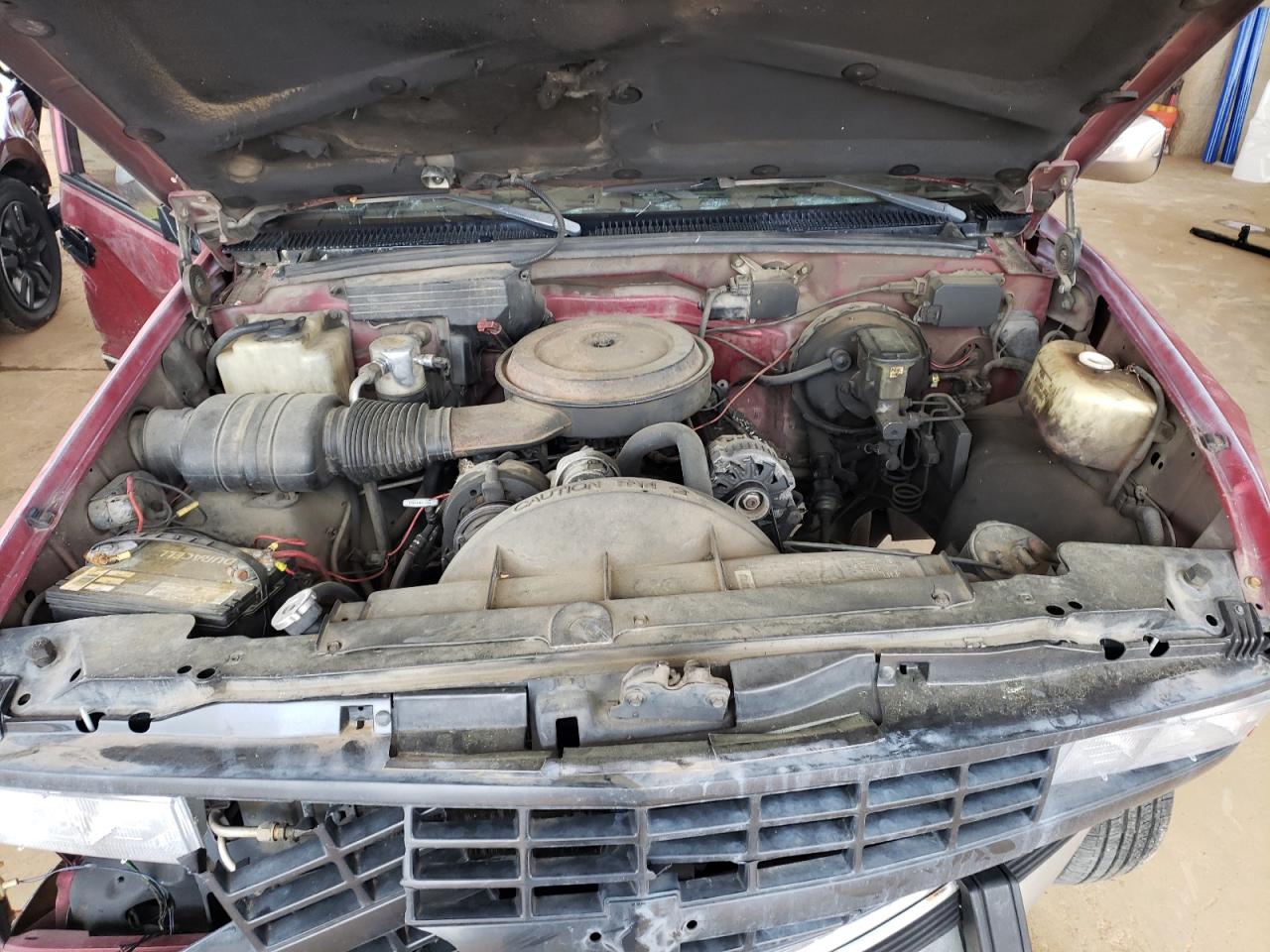 Photo 7 from auction – 1992 CHEVROLET GMT-400 C1 with VIN 2GCEC19K6N1193208