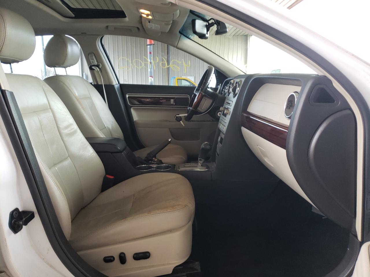 Photo 5 from auction – 2007 LINCOLN MKZ with VIN 3LNHM28TX7R634312