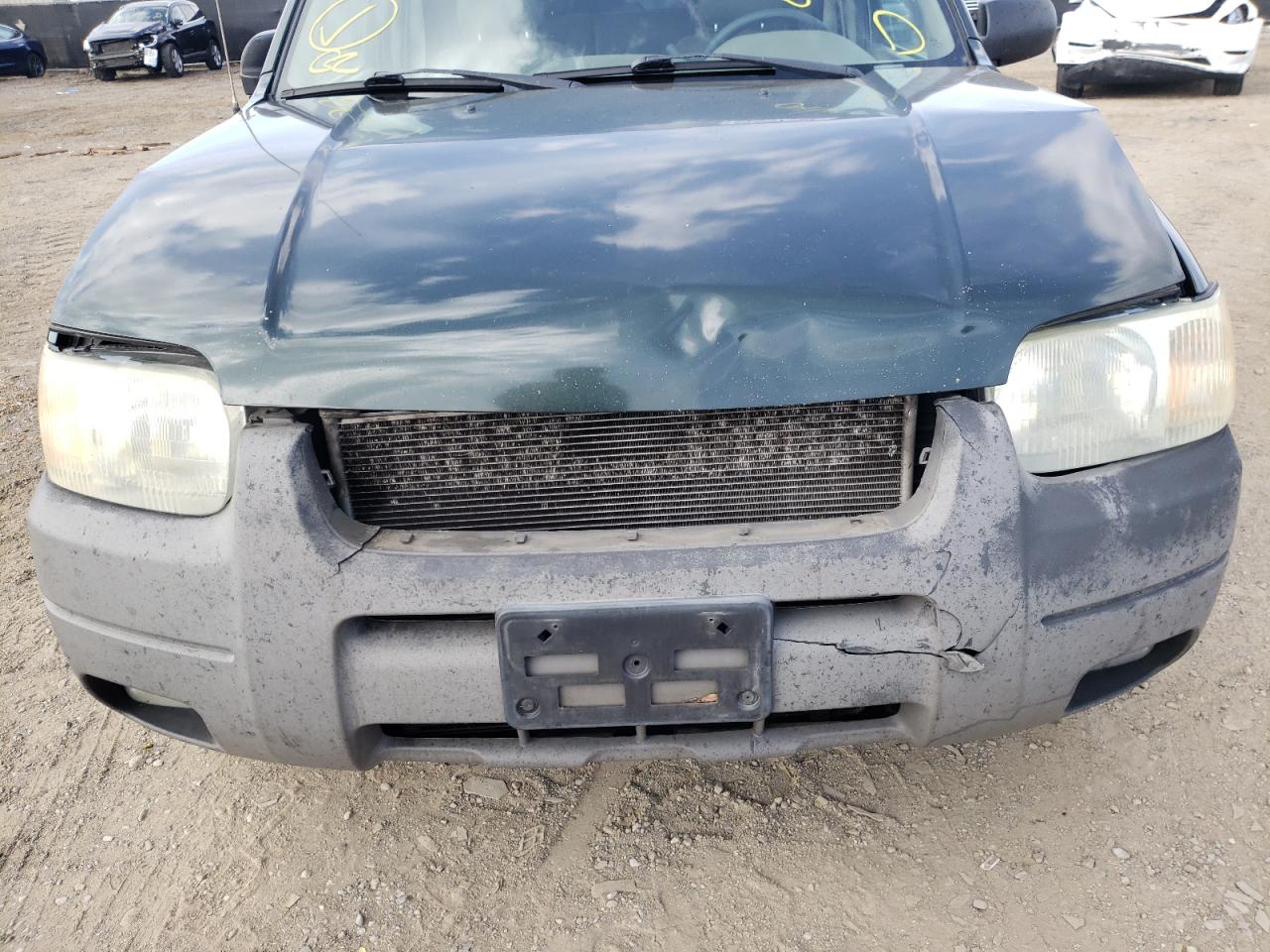 Photo 9 from auction – 2002 FORD ESCAPE XLT with VIN 1FMCU04192KC84090