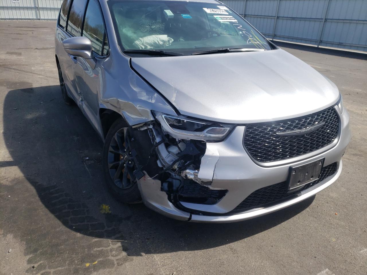 Photo 9 from auction – 2021 CHRYSLER PACIFICA L with VIN 2C4RC3GG3MR536827