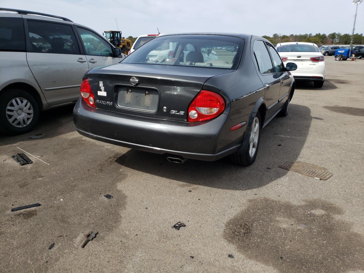 Photo 4 from auction – 2000 NISSAN MAXIMA GLE with VIN JN1CA31A3YT220166