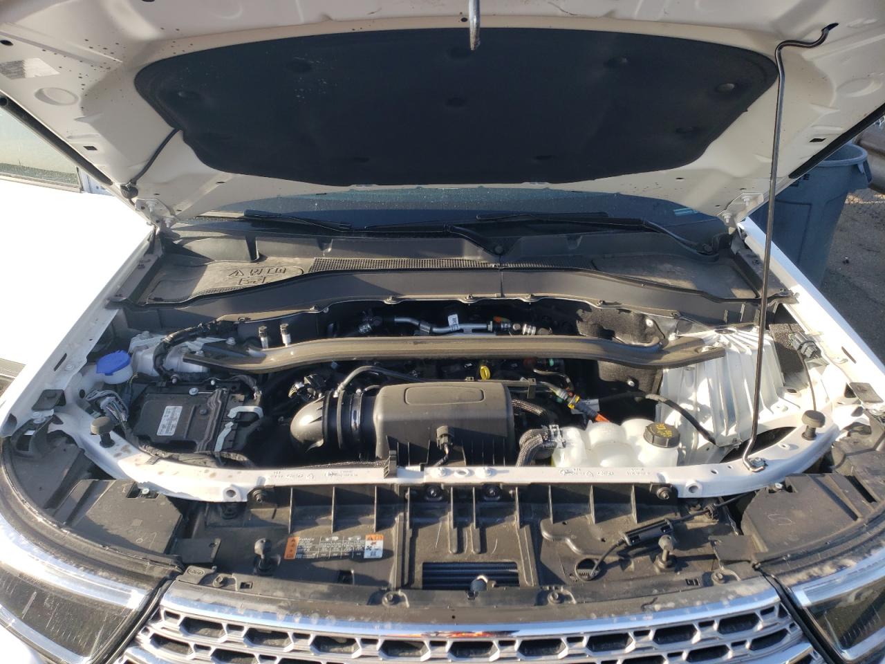Photo 7 from auction – 2022 FORD EXPLORER L with VIN 1FMSK8FH9NGA79726