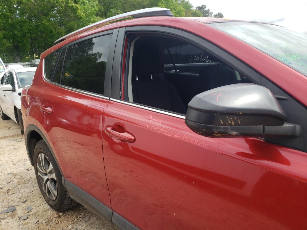 Photo 10 from auction – 2016 TOYOTA RAV4 LE with VIN JTMZFREVXGJ079521