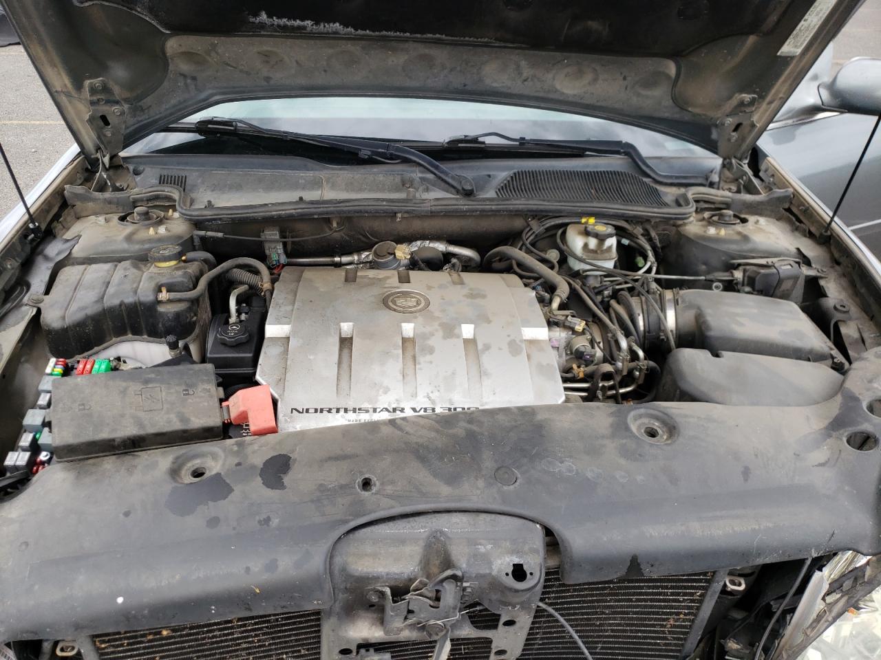 Photo 7 from auction – 2004 CADILLAC DEVILLE DT with VIN 1G6KF57944U142667