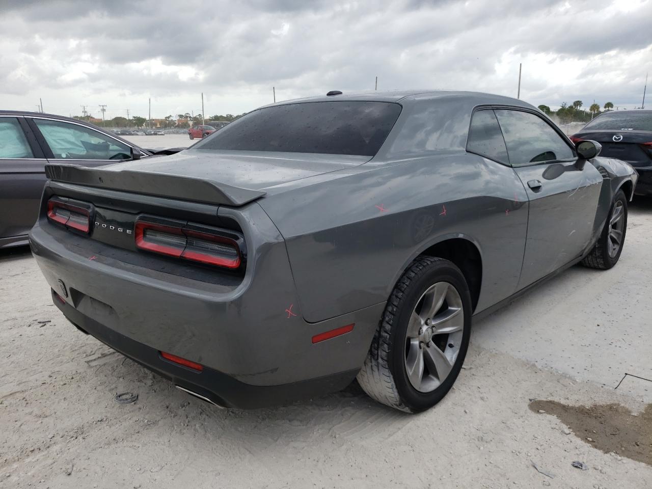 Photo 4 from auction – 2018 DODGE CHALLENGER with VIN 2C3CDZAG0JH321507