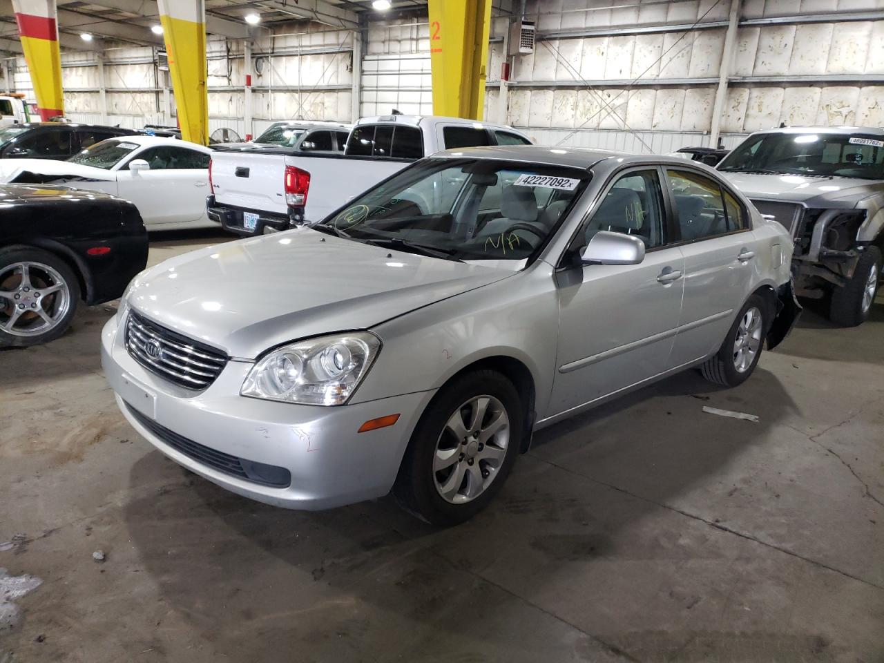 Photo 2 from auction – 2008 KIA OPTIMA LX with VIN KNAGE124985170407