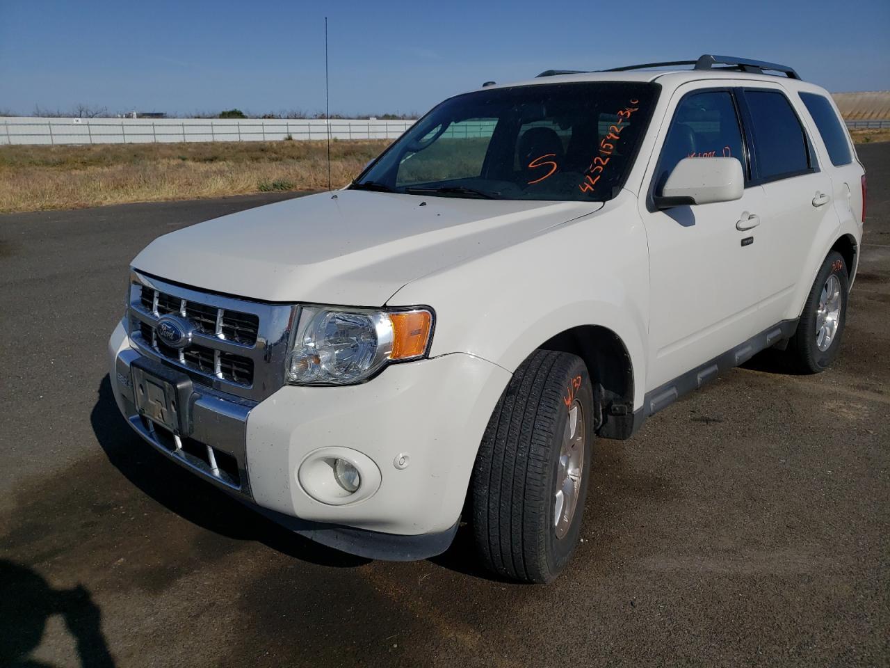 Photo 2 from auction – 2012 FORD ESCAPE LIM with VIN 1FMCU9EG2CKB32192