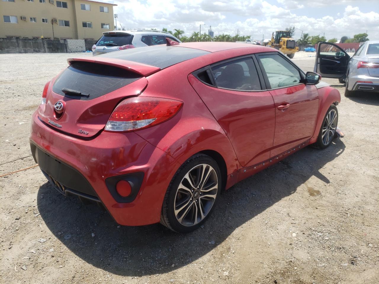 Photo 4 from auction – 2016 HYUNDAI VELOSTER T with VIN KMHTC6AE6GU274576