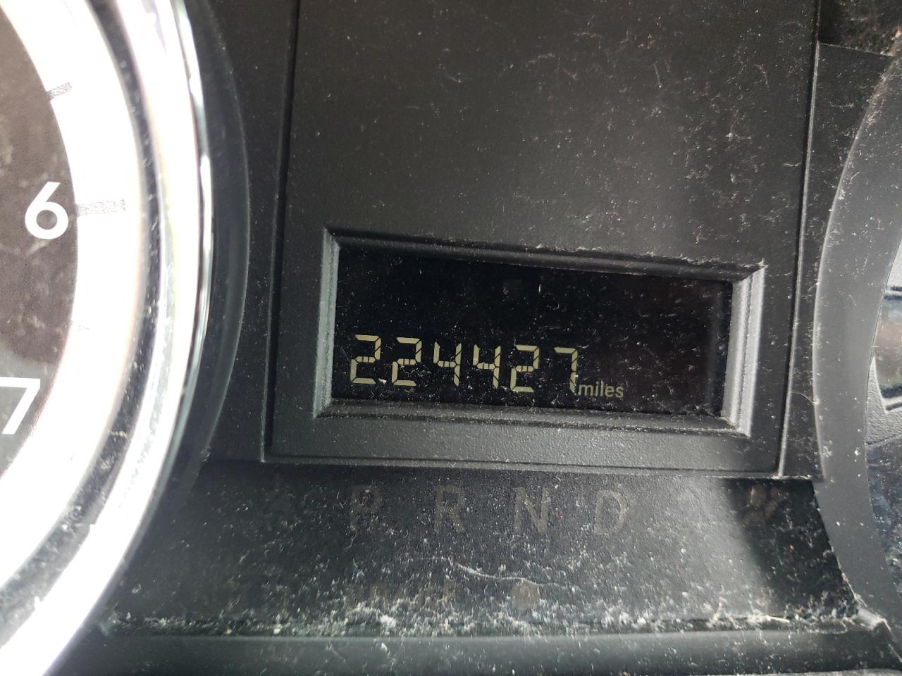 Photo 8 from auction – 2017 DODGE GRAND CARA with VIN 2C4RDGBG5HR624800