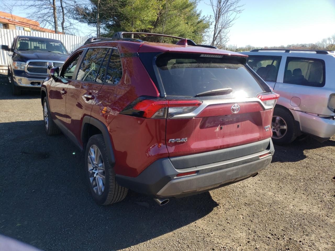 Photo 3 from auction – 2019 TOYOTA RAV4 LIMIT with VIN 2T3N1RFV5KC042996