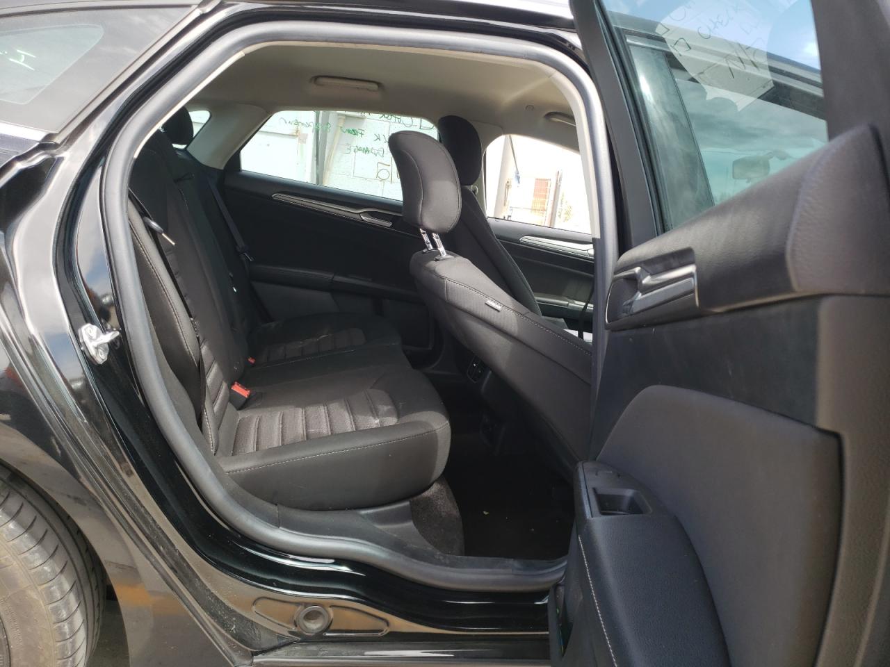 Photo 6 from auction – 2018 FORD FUSION SE with VIN 3FA6P0LU7JR257152