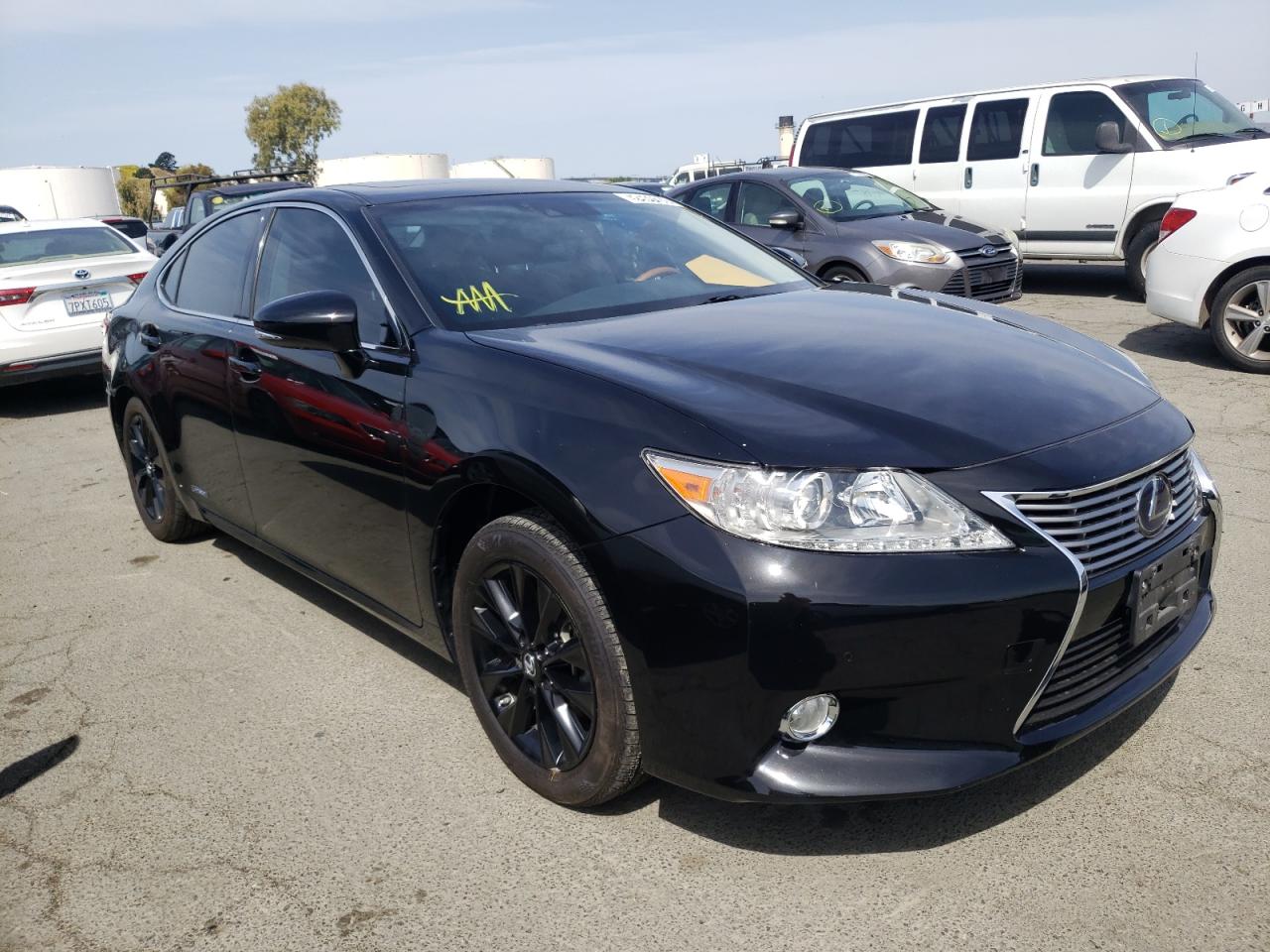 LEXUS ES 300H 2013 with VIN JTHBW1GG0D2009712 - Photo from auction