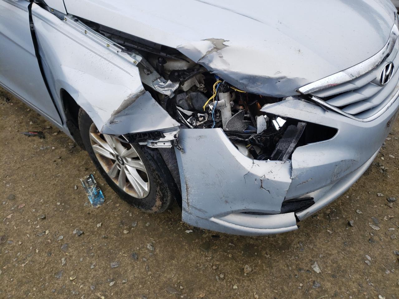 Photo 9 from auction – 2012 HYUNDAI SONATA GLS with VIN 5NPEB4AC6CH410020