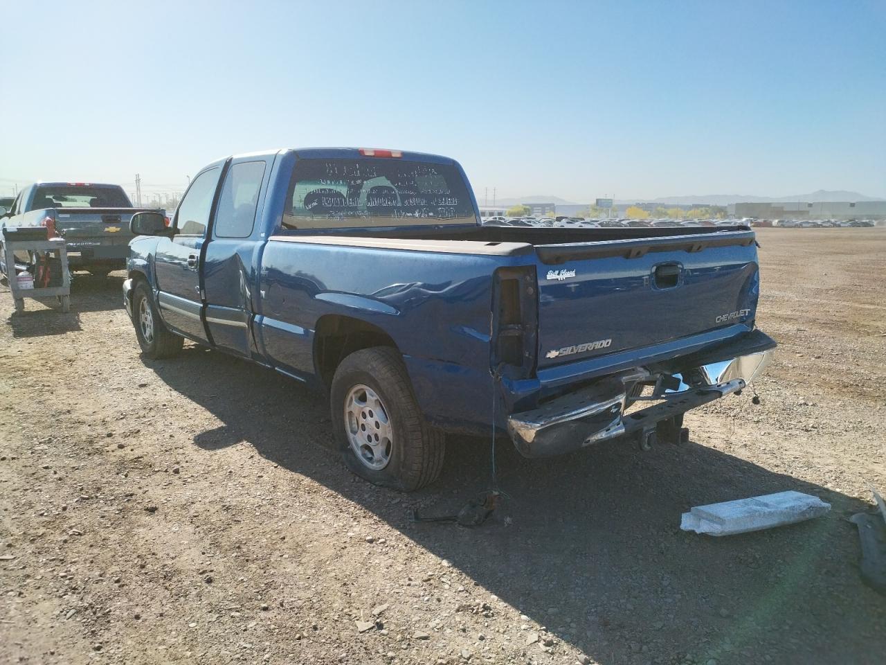 Photo 3 from auction – 2003 CHEVROLET SILVERADO with VIN 2GCEC19T031252937