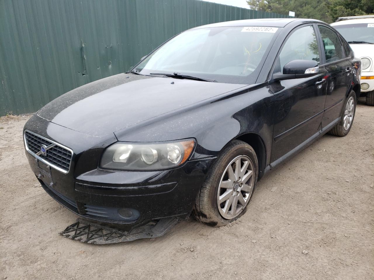 Photo 2 from auction – 2007 VOLVO S40 T5 with VIN YV1MS682572284724