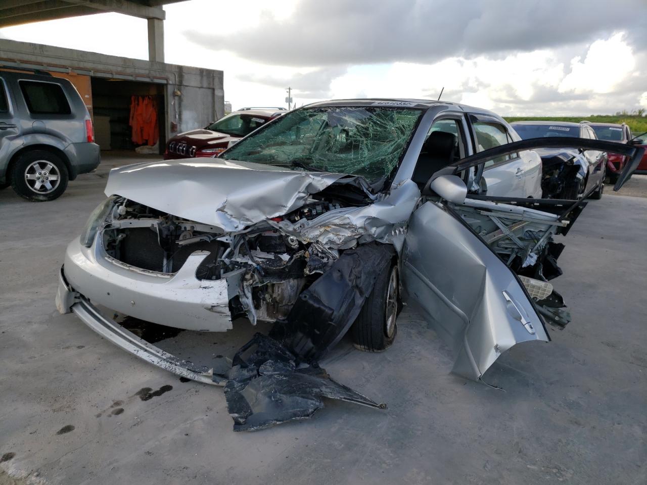 Фото 2 с аукциона – 2005 TOYOTA COROLLA CE с VIN 2T1BR32E45C406854