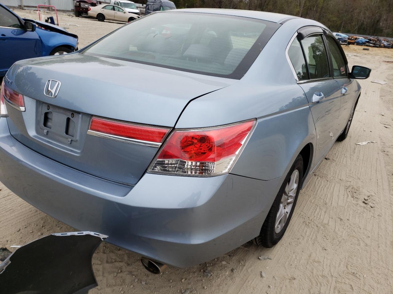 Photo 3 from auction – 2011 HONDA ACCORD LXP with VIN 1HGCP2F4XBA092800