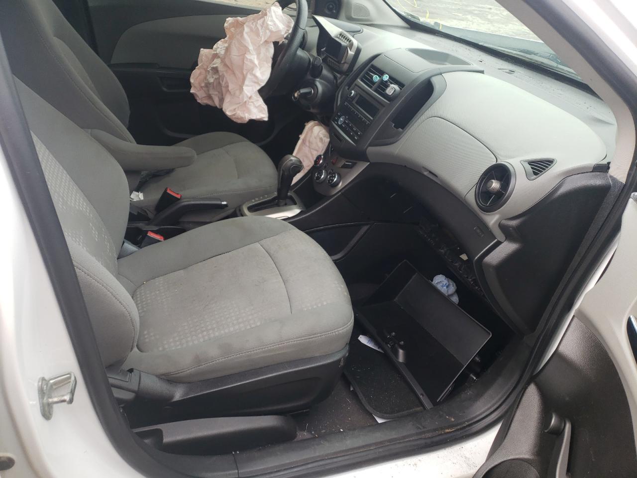 Photo 5 from auction – 2012 CHEVROLET SONIC LS with VIN 1G1JA6SH8C4142724